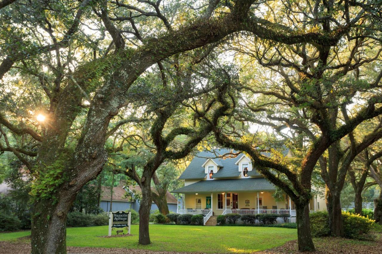 Magnolia Springs Bed And Breakfast Exterior photo